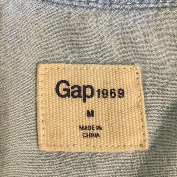 Gap sleeveless chambray top - Picture 5 of 5